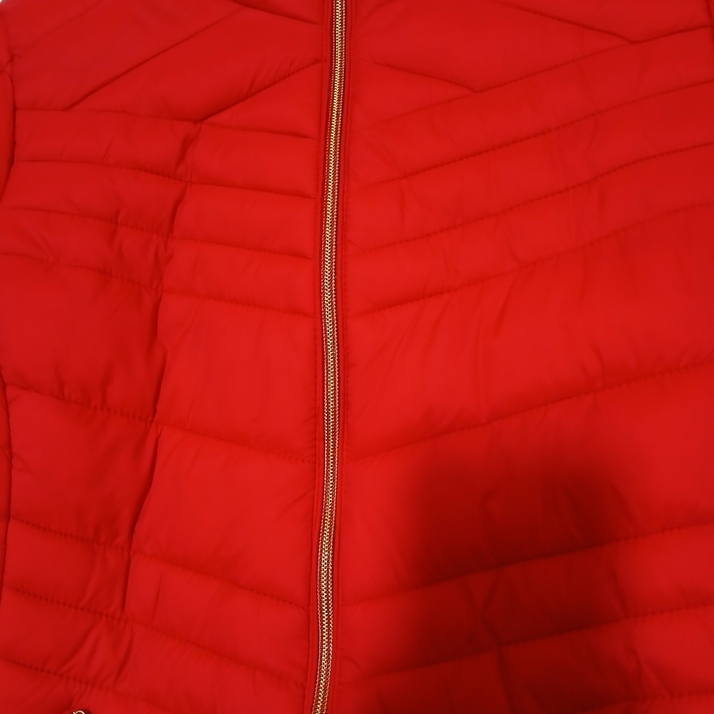 POLU Women's Bold Red Puffer Coat Size L  2 Pocket NEW - Picture 3 of 12